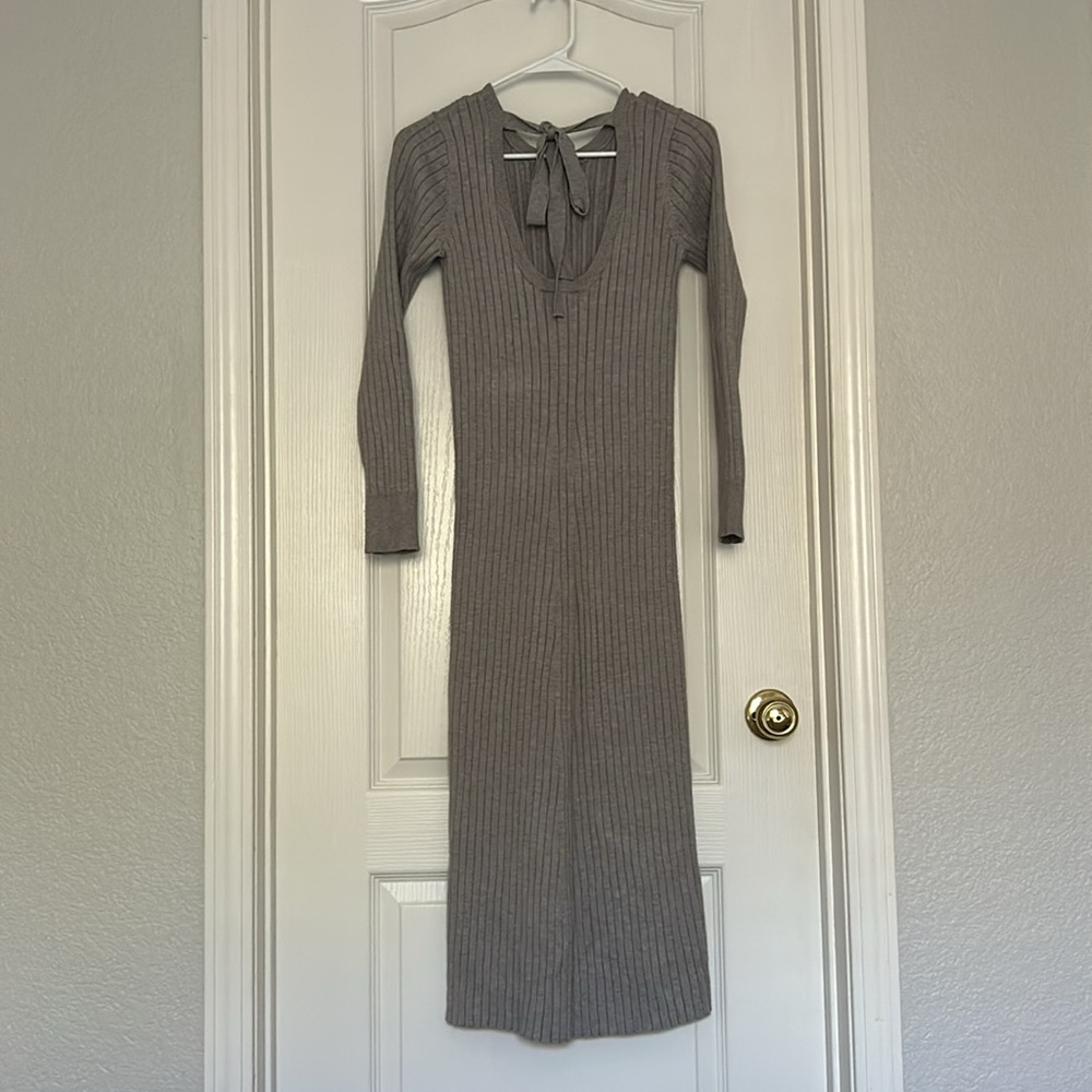 Wayf  Midi Sweater dress